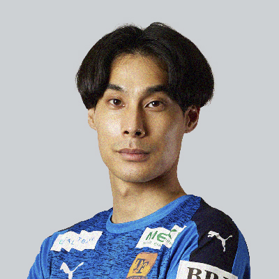 川田 悠介